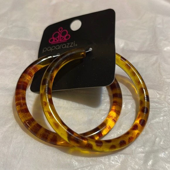 paparazzi Jewelry - Earrings